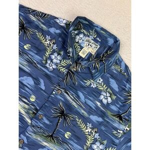 Big Dogs Shirt Mens Large Blue Hawaiian Aloha Camp Button Up Palm Tree Floral
